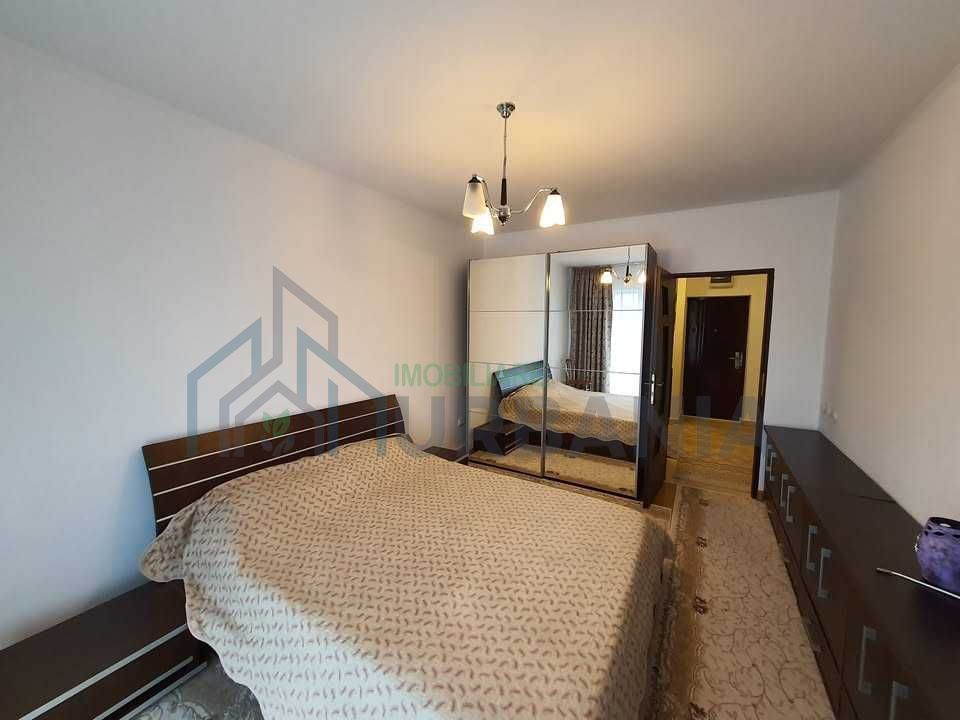 Inchiriez Apartament 2 camere Green Park Tatarasi - Poză 3