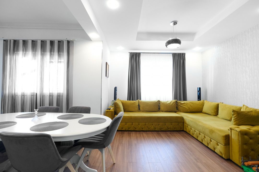 Eremia - Apartament 3 camere + studio | Scara interioara! - Poză 1