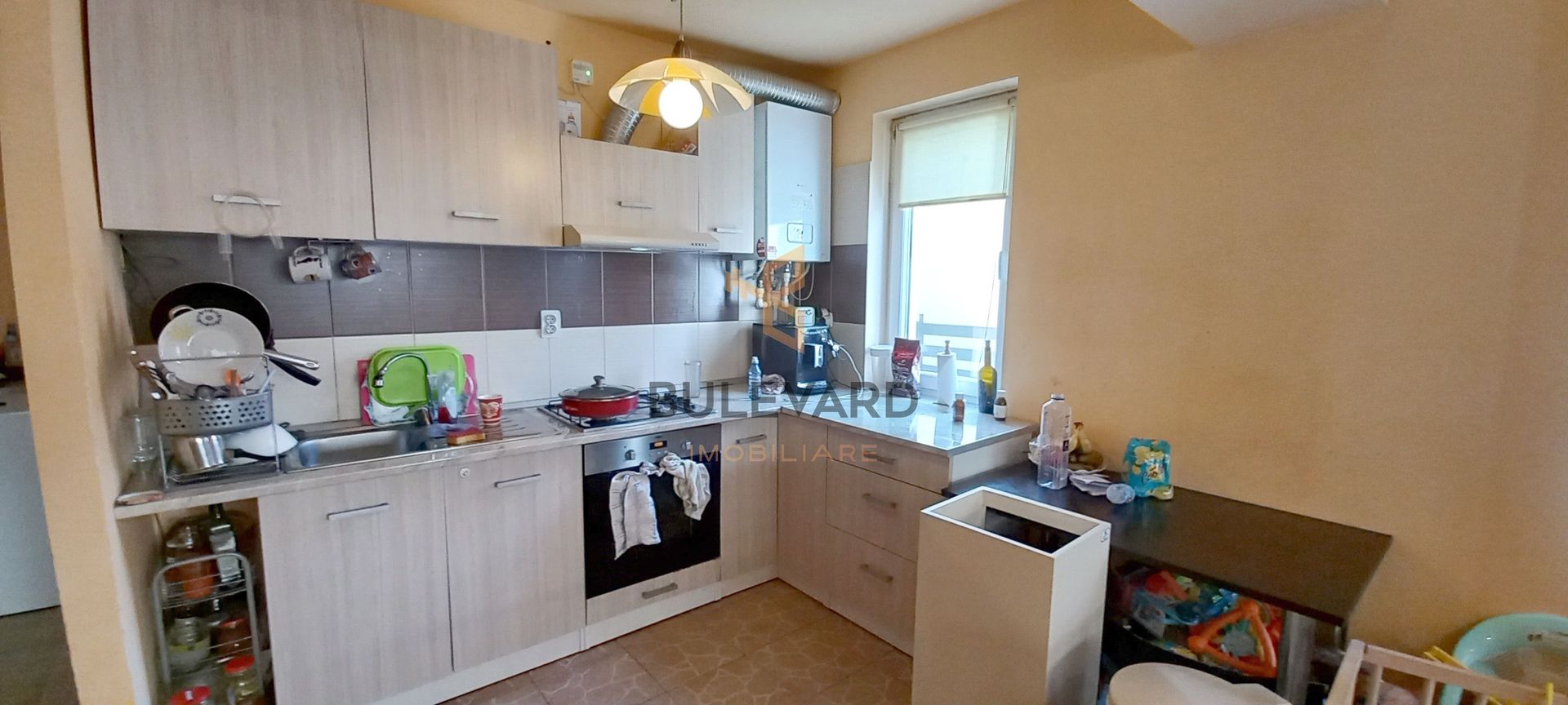 Apartament cu 2 camere, zona strazii Florilor! - Poză 3