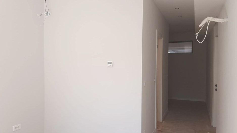 APARTAMENT PREMIUM CU 5 CAMERE ȘI GRĂDINĂ PRIVATĂ DE 160 MP - Poză 17