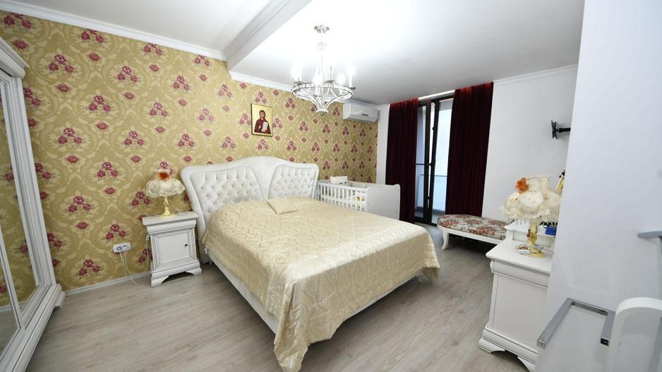 De vanzare – In exclusivitate, casa moderna in cartierul Brates Lake - Poză 18