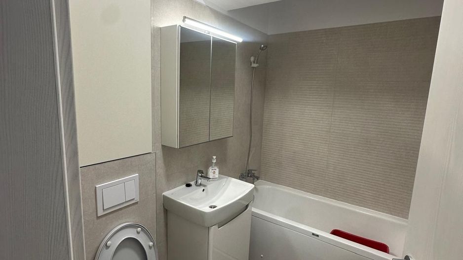 Apartament 2 Camere,metrou Berceni-Prima Inchiriere - Poză 12