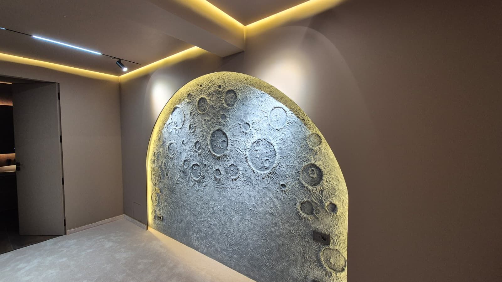 VILA NOUA | MOBILATA SI UTILATA | DAMAROAIA | LANGA PETROM CITY - Poză 7