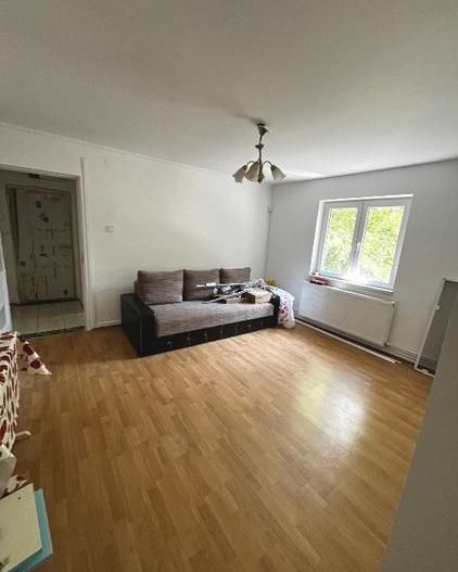 Apartament 2 camere - renovat - Poză 1