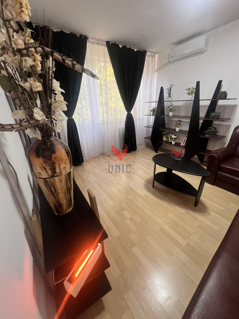 Decomandat, stradal, Calea Bucuresti etaj 1 - Poză 14