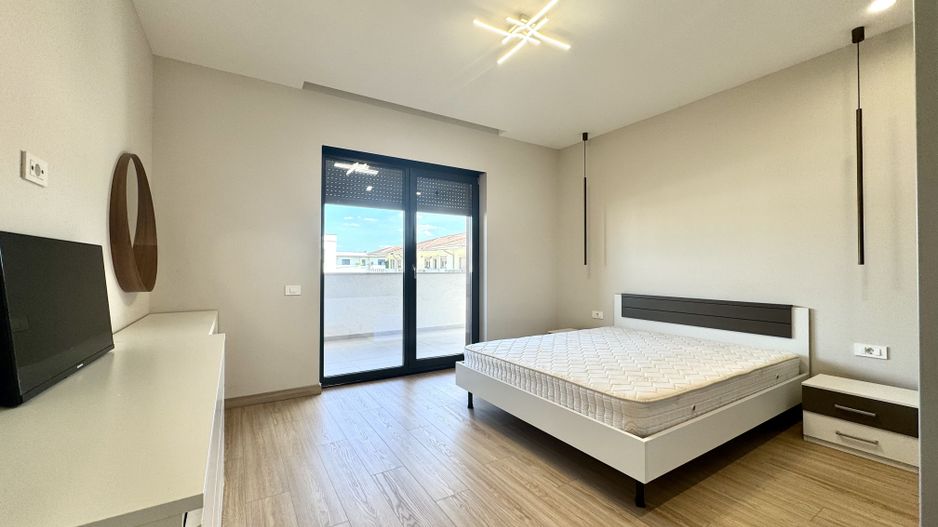 Apartment cu 2 camere, cu terasa generoasă, in zona Dumbrăvița - Kaufland - Poză 9