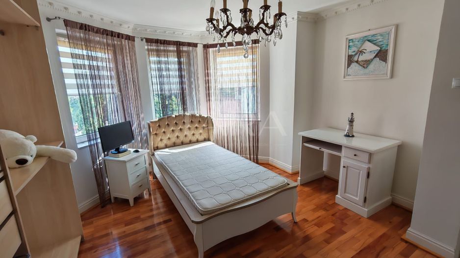 Casă elegantă lângă HOTEL BELVEDERE. Panorama spectaculoasa. - Poză 19