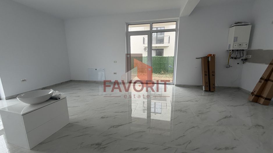 Apartament 2 camere | Decomandat | La asfalt | Curte + 2 locuri de parcare - Poză 6