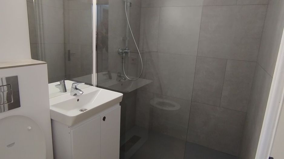 Apartament 3 camere Uioara Luica Piata Resita - Poză 3