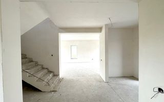 Casa individuala cu teren de 500 mp in zona accesibila. - Poză 11
