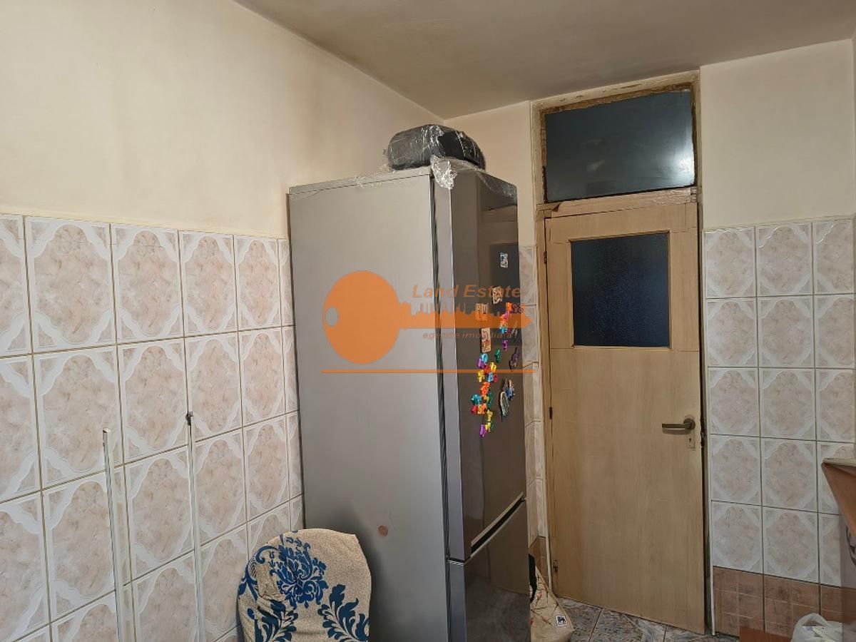 Apartament cu 3 camere in zona 13 Septembrie - Poză 4