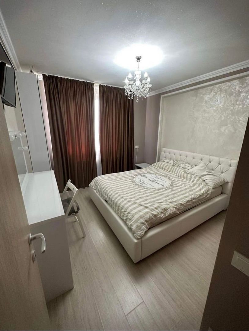 Apartament de vanzare Bragadiru Mobilat Utiliat loc de parcare - Poză 3