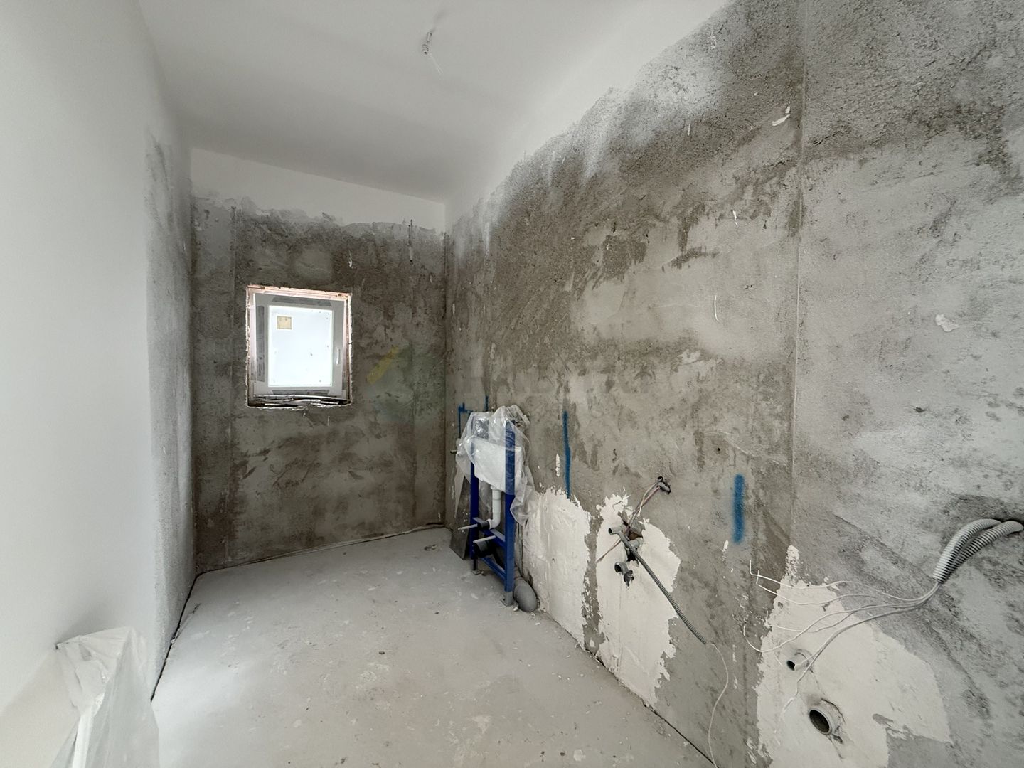 Casa 4 camere pe parter-Tunari | Teren 400 mp - Poză 2