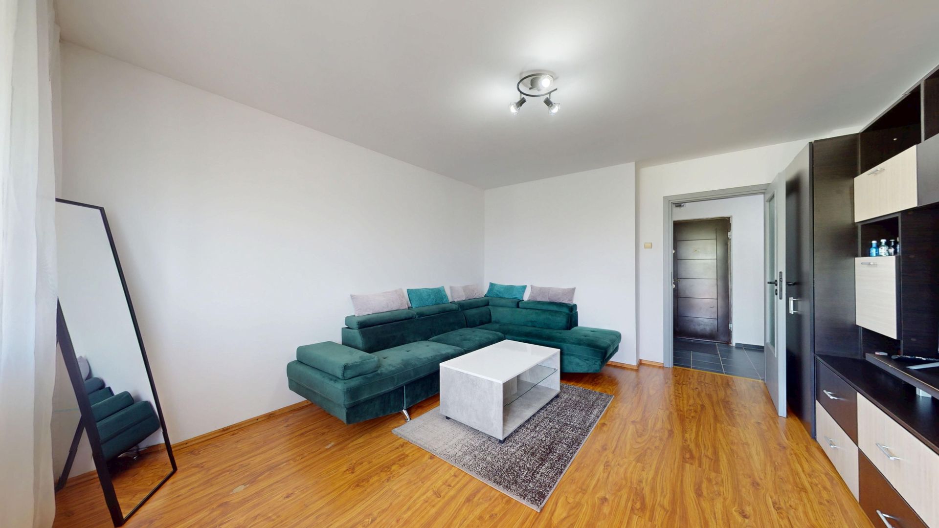 2 camere | Decomandat | Mobilat | Loc parcare - Poză 4