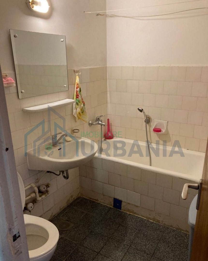 Apartament de vanzare 2 camere Copou Bulevardul Carol - Poză 6