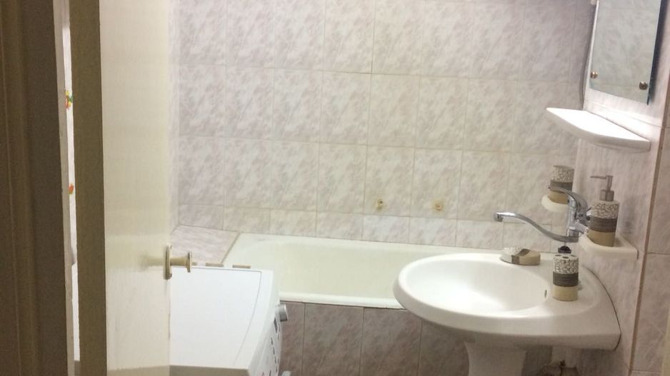 Decomandat si spatios zona Girocului - Poză 17