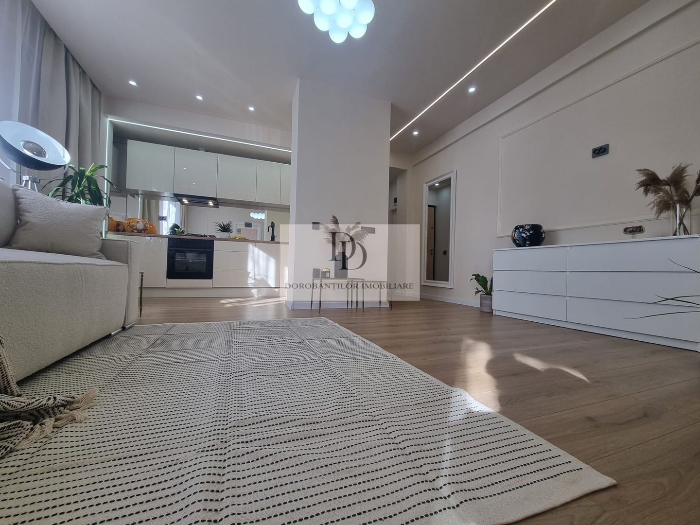 Apartament 2 camere Ultrafinisat | Design premium | Zona Centrală - Poză 1