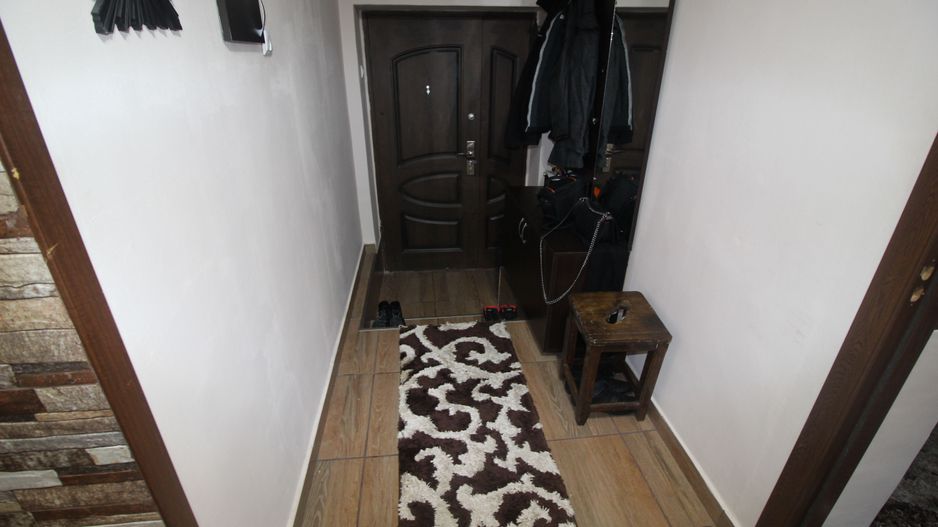 CASA-ZONA MEHALA CU DOUA FRONTURI - Poză 11