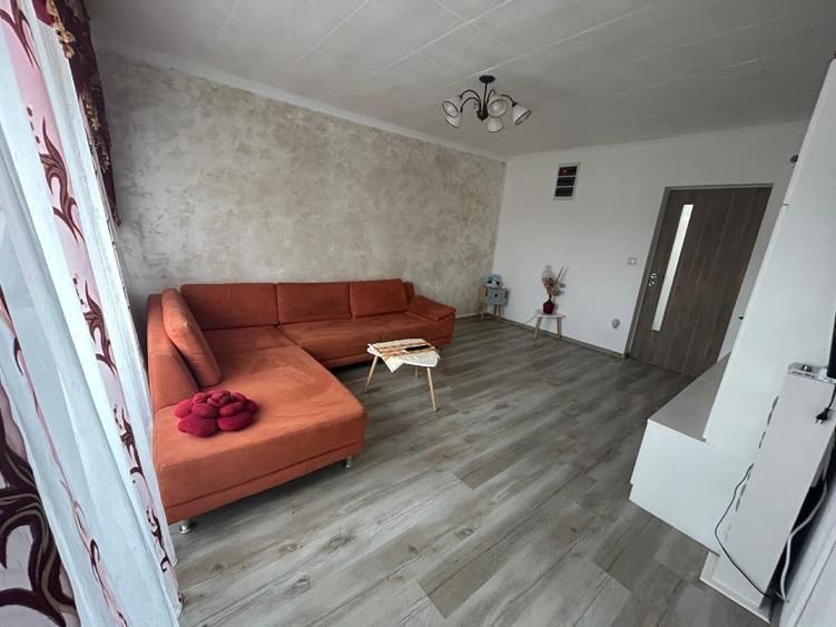 apartament decomandat 5 camere,96 mp utili-Padurea Verde, 2 bai, balcon 12mp - Poză 2