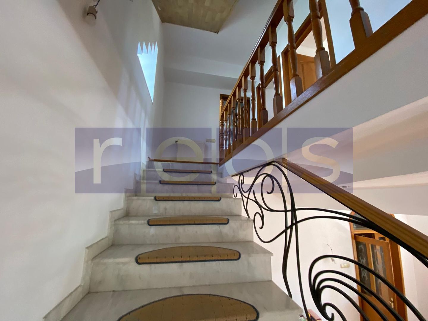 DE VANZARE VILA P+1+MANSARDA 7 CAMERE, 3 BAI, GARAJ, CURTE SALAJ PARC HUMULESTI - Poză 8