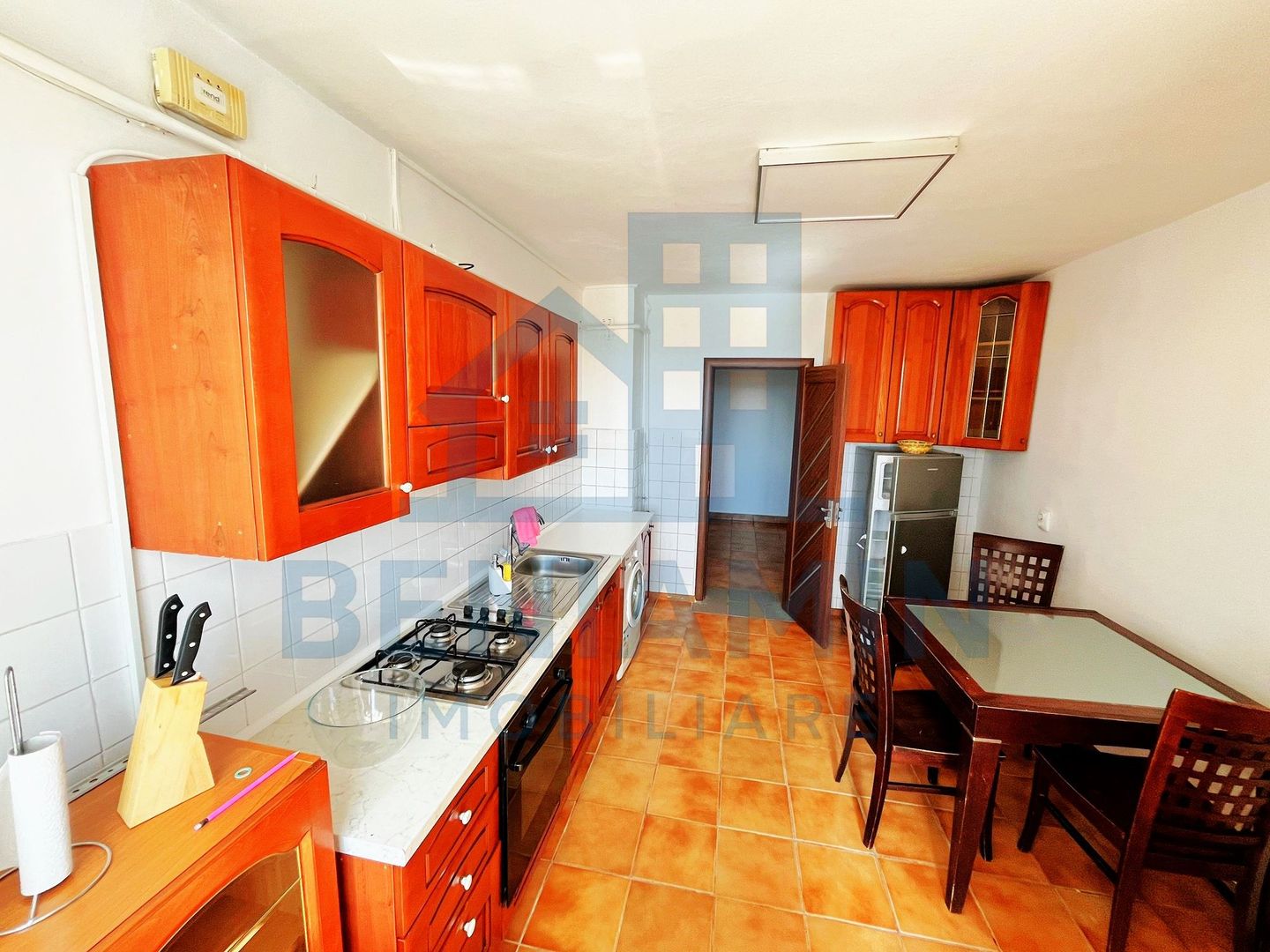 3 Decomandate-CT-Etaj 1-Mobilat-Utilat-Promenada-Disponibil Imediat - Poză 3