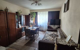 Apartament 2 camere, 50 mp + balcon, etaj intermediar, zona Plopilor - Poză 2