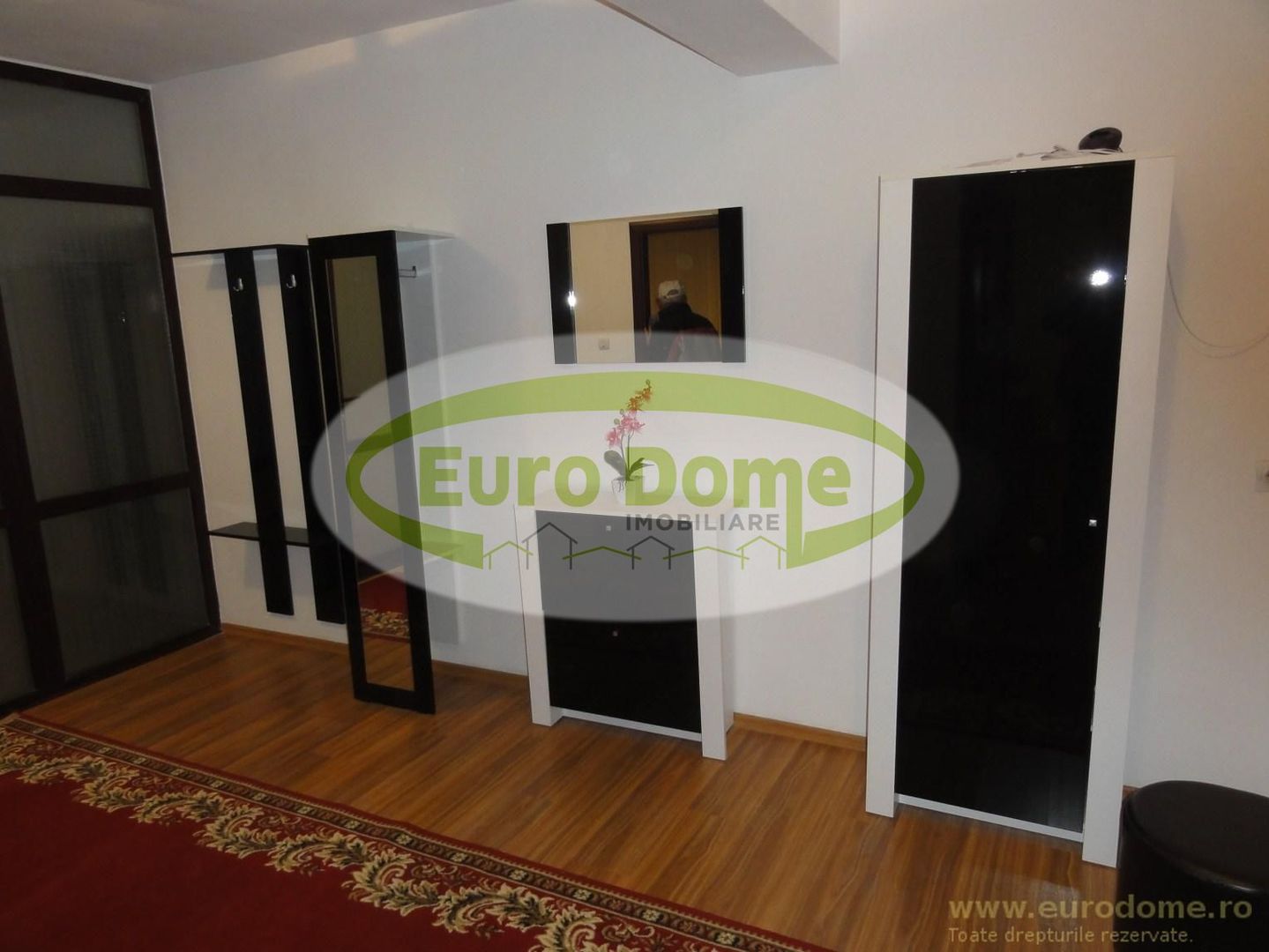 Inchiriere apartament in vila. - Poză 7