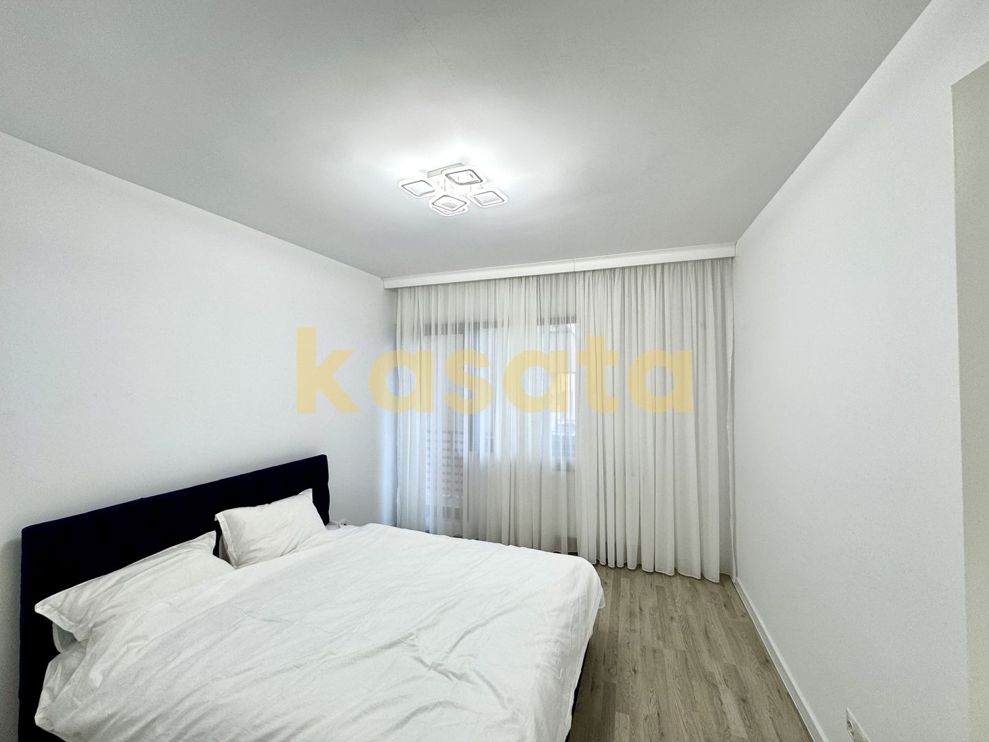 Bucurestii Noi - Soseaua Chitilei - De vanzare apartament cu 4 camere - Poză 4