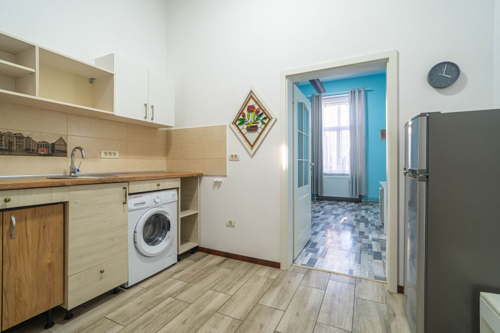 Apartament cu 1 cameră – Central, Arad | Renovat, mobilat și utilat - Poză 3