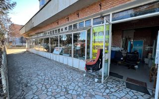 Spatiu Comercial De inchiriat / vanzare - Zona centrala Onesti - Poză 3