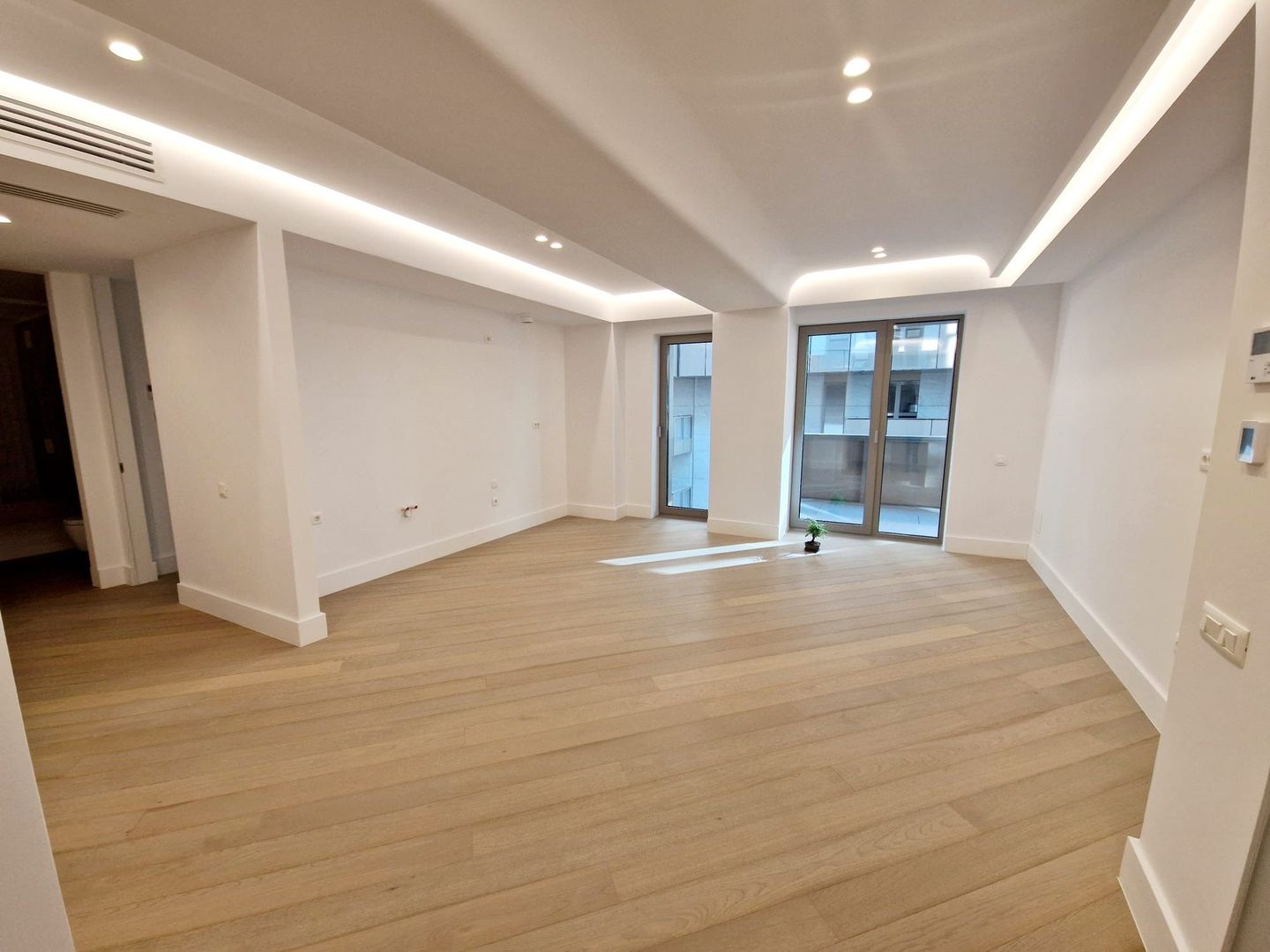 VANZARE APARTAMENT 3 CAMERE I CORTINA 126 I IANCU NICOLAE PIPERA - Poză 3