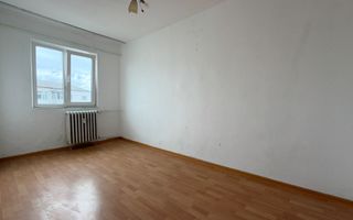 Apartament 3 camere Milcov - Poză 2