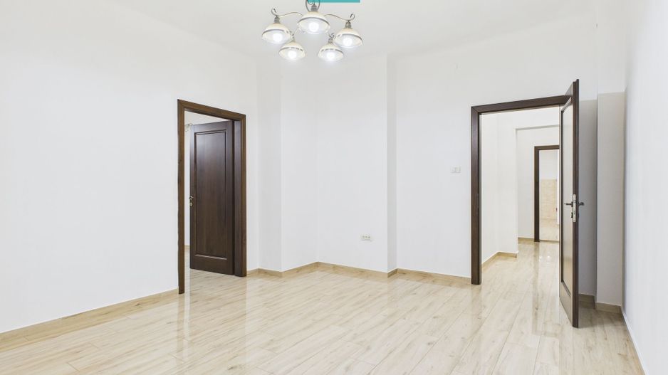 Apartament cu 3 camere ultracentral pe Str.Cloșca - Poză 5