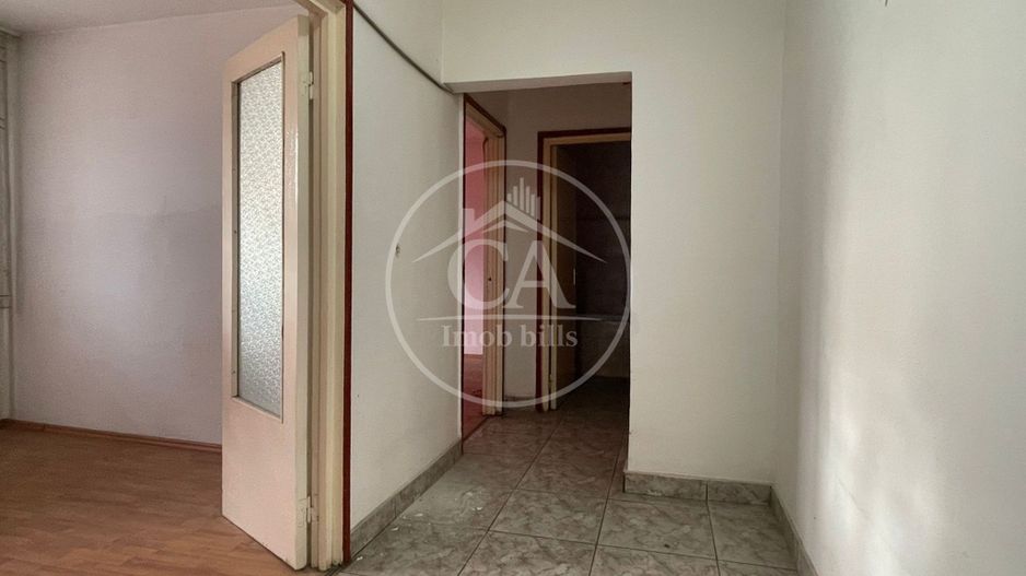 Apartament de vânzare cu 3 camere în zona Nufarul, Oradea - Poză 9