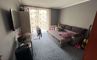Apartament cu două camere decomandate în zona Eroilor, Florești. - Poză 1