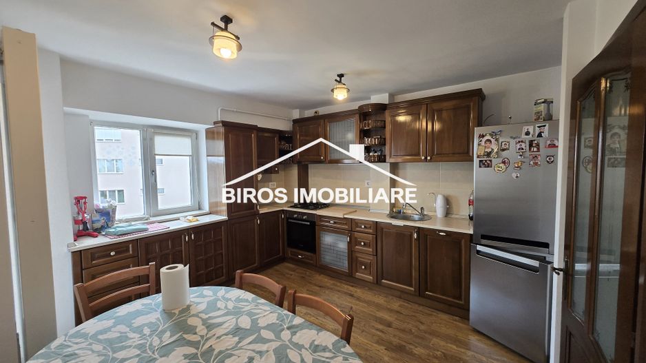 3 camere de închiriat – Rovine - Rond - Poză 3