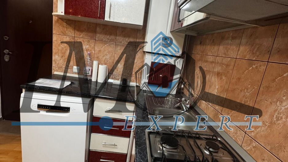 Apartament de Vânzare etaj 1 zona Tolstoi - Poză 4