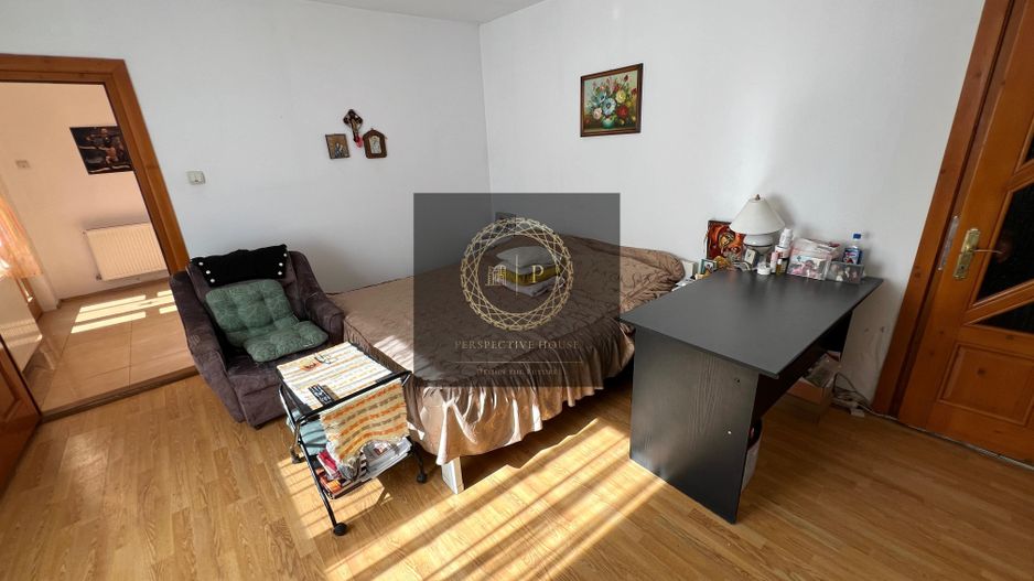 Casă pretabila 2 familii | 280 mp utili| 1350mp Teren | Garaj - Poză 11