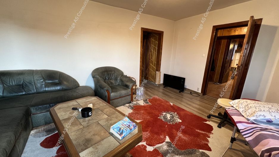 Apartament 3 Camere 2 Bai | Etaj 3 | Zona Soarelui - Poză 1