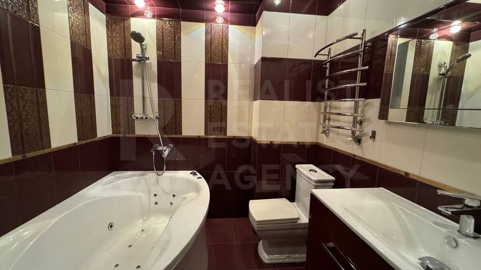 Chirie apartament, 3 camere, str. Lev Tolstoi, Centru - Poză 15