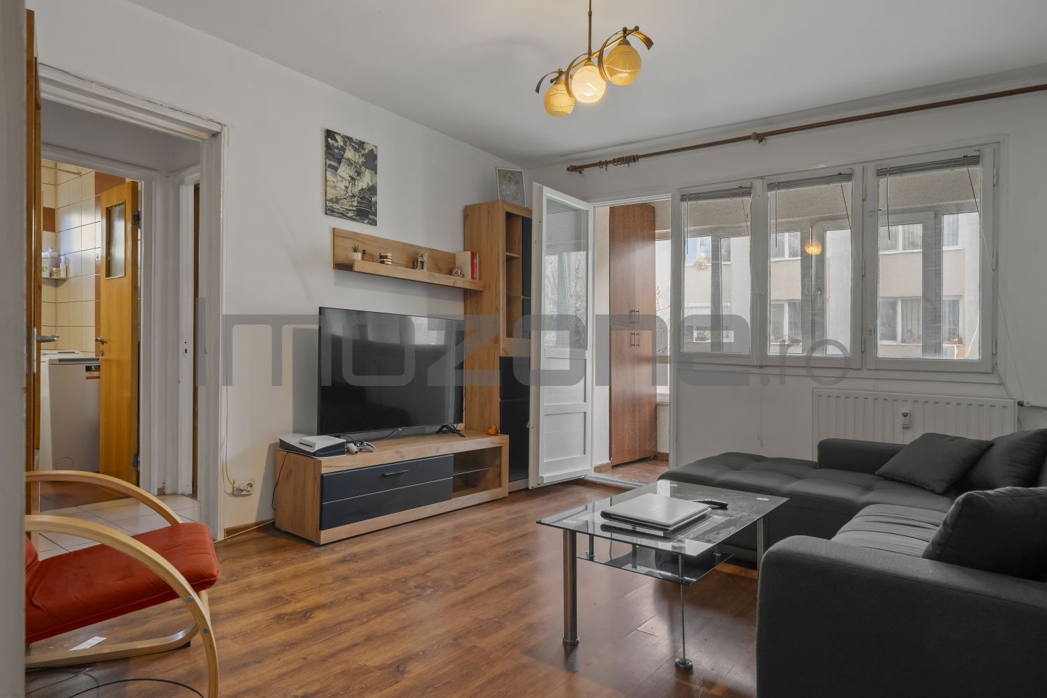 2 Camere, circular, 3/10, bloc Z, zonă foarte verde, metrou Favorit, Comision 0% - Poză 2