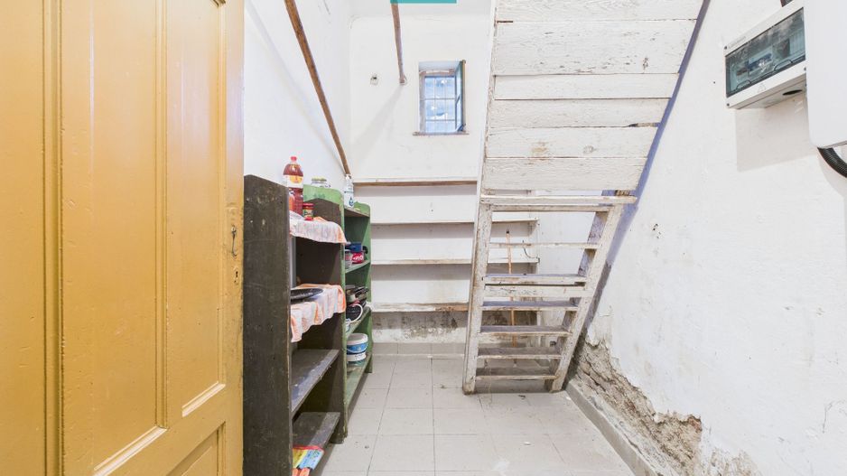 CONAC IMPRESIONANT ÎN GHIOROC - Poză 41