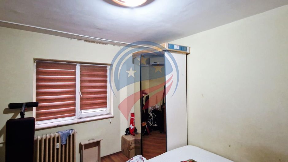 Apartament 4 camere et. 3 din 4 zona Garii - Poză 2