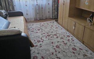 Închiriez apartament 2 camere decomandat - Poză 1