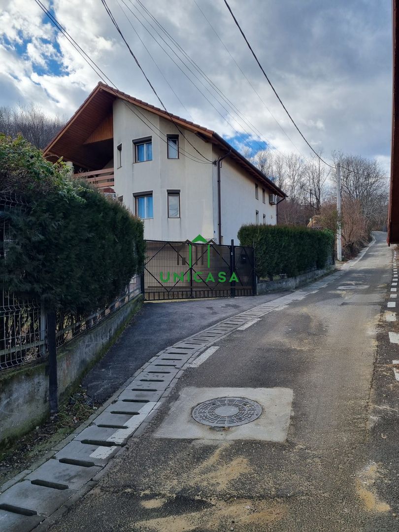 Casa - Vila - Ocnele Mari - Poză 26