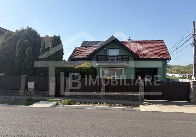 Casa cu 5 camere, 213mp, Zona Santana de Mures - Poză 1