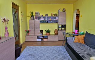 Apartament cu 3 camere de vanzare | Mobilat | Malu Rosu | Comision 0%