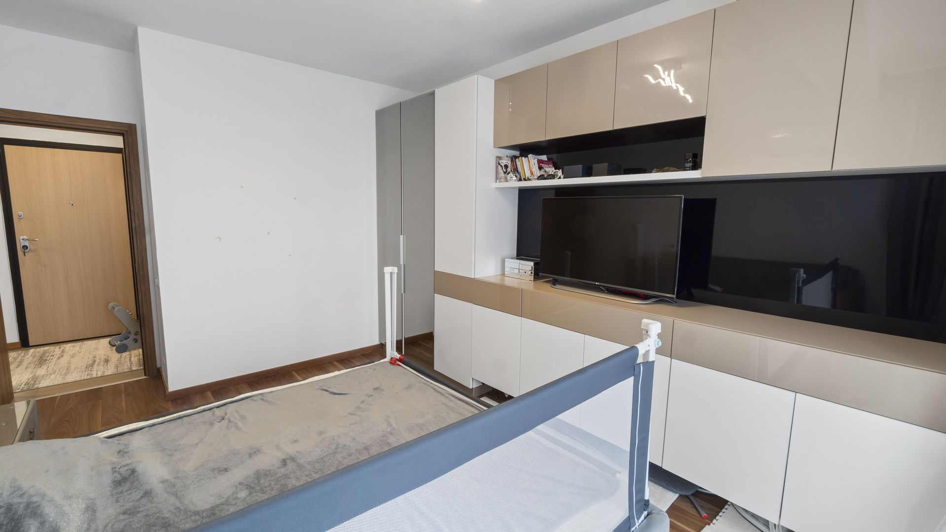 2 Camere 69m Parcare 5Min Metrou P. Poenaru 20 Th Politehnica Crangasi - Poză 2