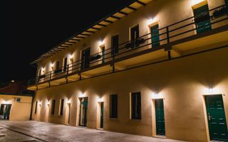 Business la cheie - Proprietate tip pensiune cu rating 9,8/10 Booking - Poză 11