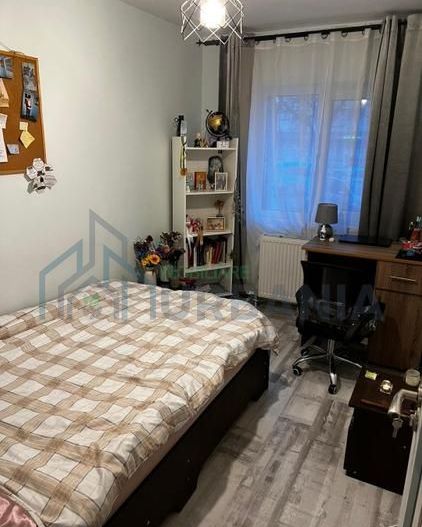 Vand apartament in alexandru cel bun - Poză 1